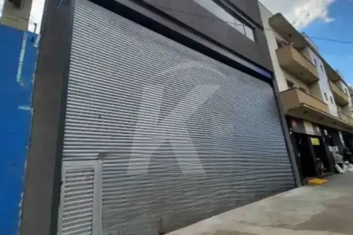 Prédio comercial na Av. Cruzeiro do Sul 4 andares 780m²