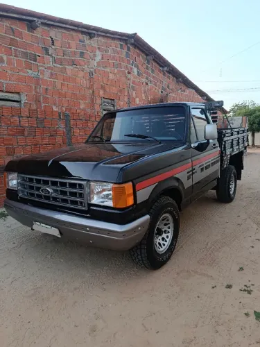 Ford F-1000 S. S. Diesel / S.s. Diesel Turbo 1995