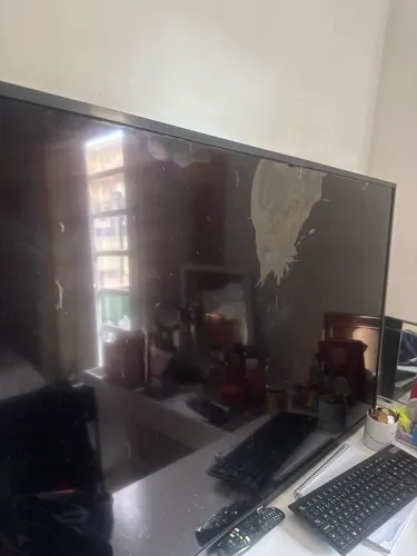Smart tv 55 tela quebrada