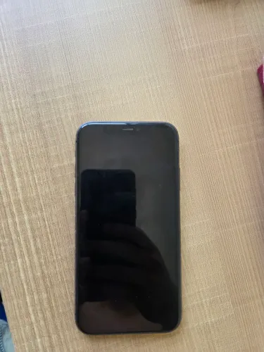 IPHONE 11 USADO