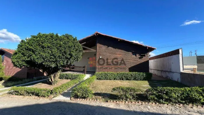 Casa a menos de 05 minutos do Polo Moveleiro, Gravatá,PE.