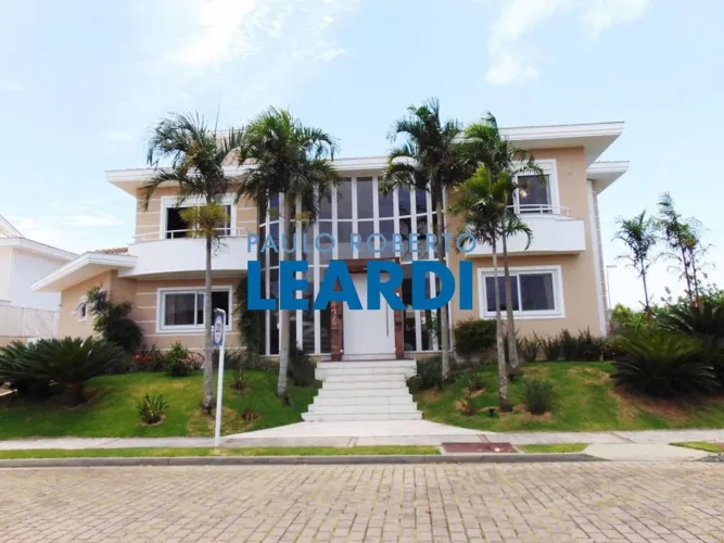 CASA TÉRREA - JURERÊ - SC