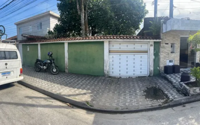 Casa terrea na Vila Sonia - Praia Grande , oportunidade para construção de condominio .