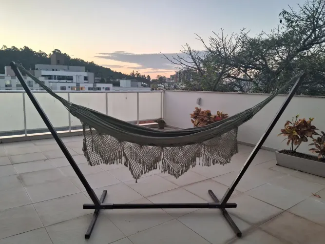Suporte para rede de descanso em madeira maciça