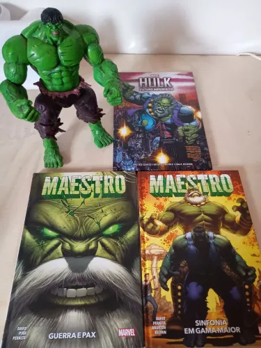 Hulk futuro imperfeito, guerra e pax, maestro
