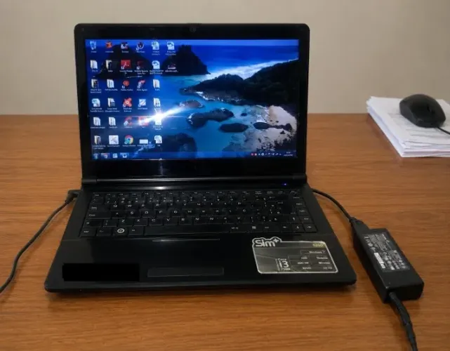 Notebook positivo Sim + Intel Core I3 350M - FORMATADO com Windows 10 pré instalado