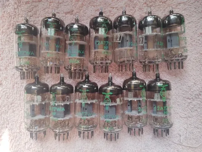 Válvula 12at7wa La Radiotechnique (ecc81) - Nos 1962-1964