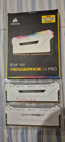 Memória RAM DDR4 Corsair 16GB 2X8GB(LEIA O ANUNCIO)