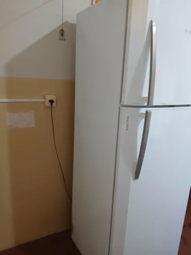 Geladeira Bosch 440 litros Frost Free em bom estado de conservação retirar no local