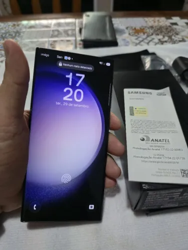 Samsung S23 Ultra 12gb/256gb novíssimo! Carregador e cabo nunca usado.