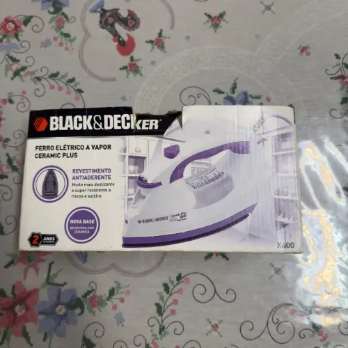 Ferro Elétrico a Vapor Black+Decker X600 Ceramic Plus