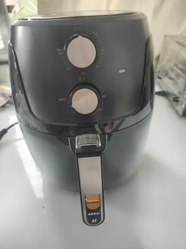 Air Fryer Britânia BFR37 4,2L 1500W Preta - Estado de Nova (Muito Barata!)
