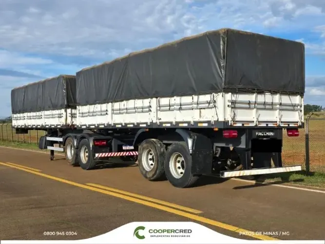 Carreta Bitrem Graneleiro 2019 branca 7,10m x 1,80m
