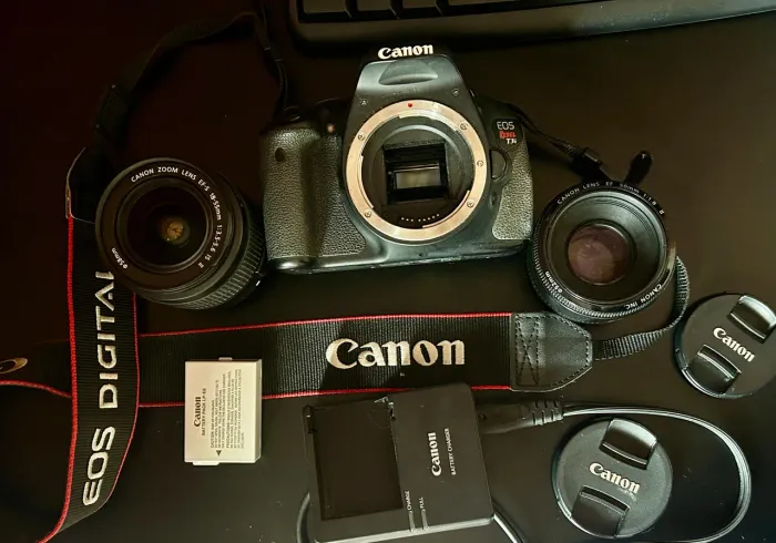 Câmera Canon T3i + lentes 