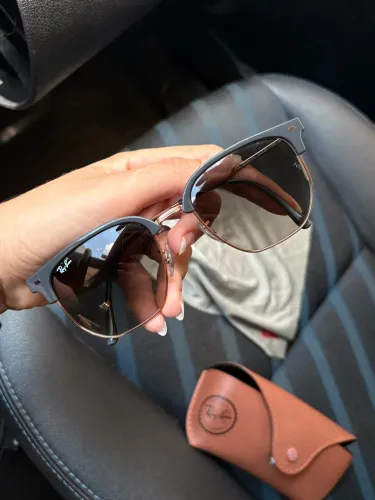 Óculos Rayban New Clubmaster