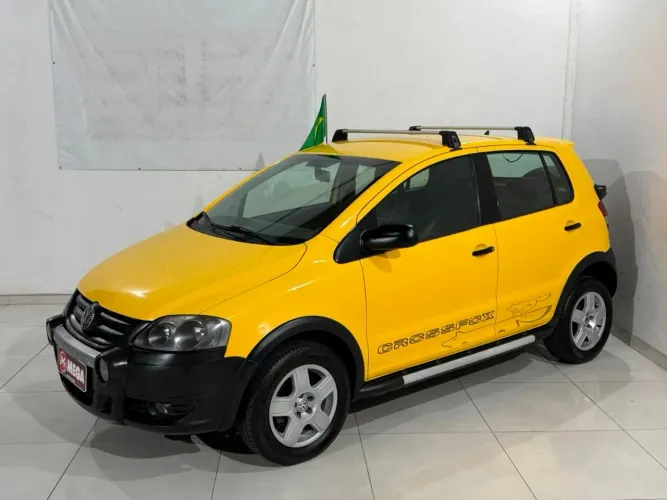 Volkswagen Crossfox 1.6 MI Total Flex 8V 5P 2009