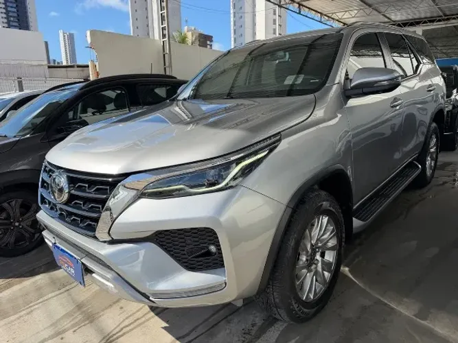 Toyota Hilux SW4 SRX 4X4 2.8 TDI 16V Dies. Aut. 2022