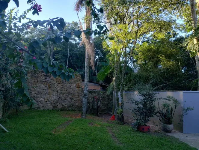 terreno morro do alemão na geral. chama no WhatsApp 48-98464_2944