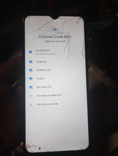 Celular moto e 22 128 gb detalhes tela para retira pecas