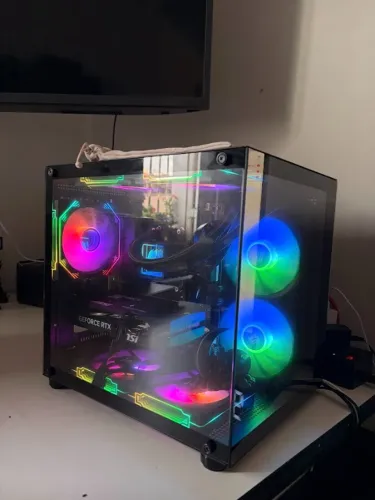 Gabinete Hayom Aquário com 5 fans (3 meses de uso)