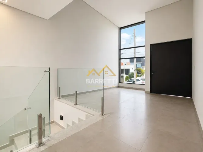 Casa à venda no Condomínio Soleil com 204 m² de área construída, 3 quartos (sendo 1 suíte)