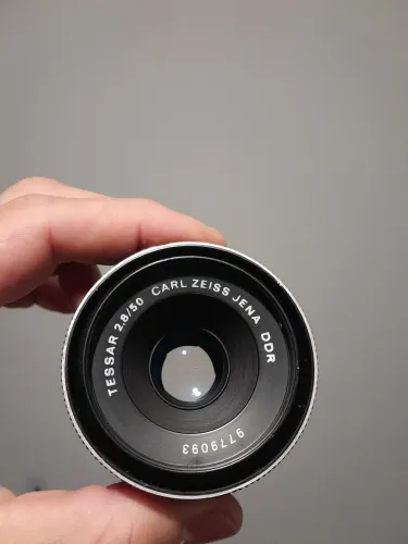 Zeiss 50mm 2.8