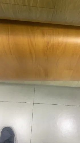 Piso vinílico em manta , 0.5 mm rolo com 25 metros x 2 metros