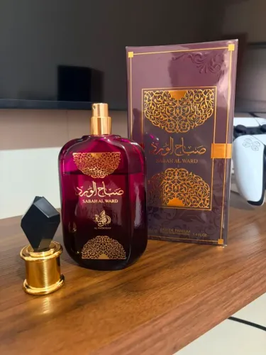 Sabah Al Ward árabe feminino perfume tradicional 