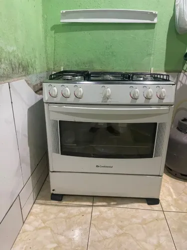 Fogão continental 6 bocas em estado de funcionamento forno 100% funcionamento