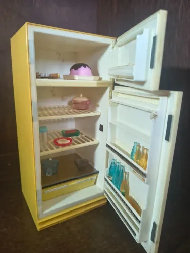 Geladeira da Barbie anos 80/90