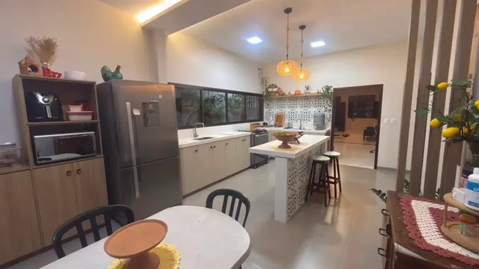 CASA SOLTA NO VINHAIS | 360m² DE TERRENO | 3 SUÍTES | ENERGIA SOLAR | 3 VAGAS