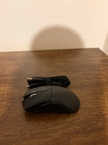 Mouse attack shark r1