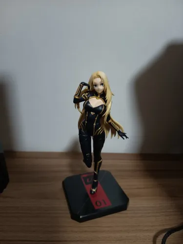 Action figure Alpha