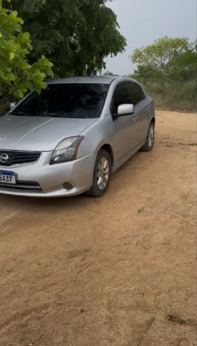 Nissan Sentra SR 2.0 Flex Fuel 16V Mec. 2012