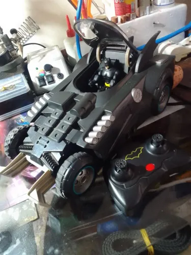 Carrinho controle remoto Batman