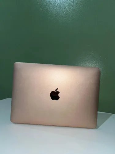 MacBook