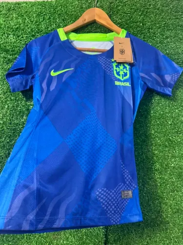 Camisa feminina azul Brasil 2025