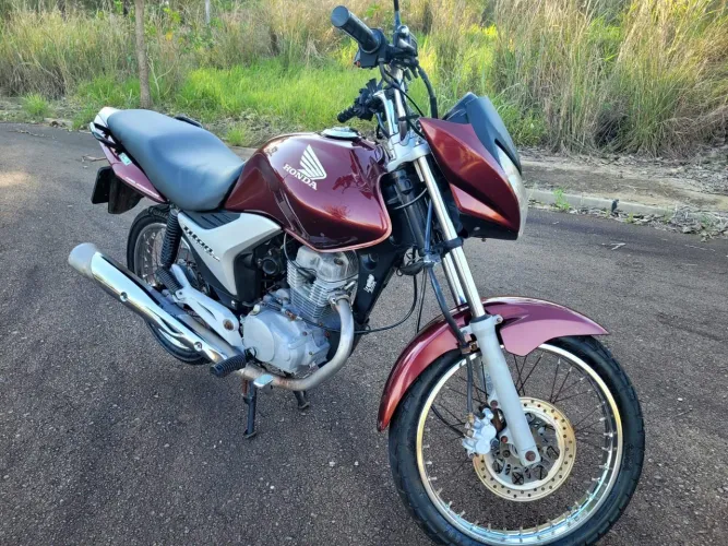 Vendo Titan 150 ESD