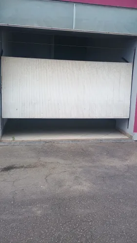 Persianas alumínio para garagem da para usar como portão