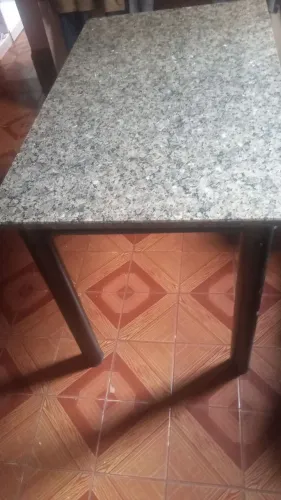 Mesa para sala de jantar tampo granito 100×60 cm