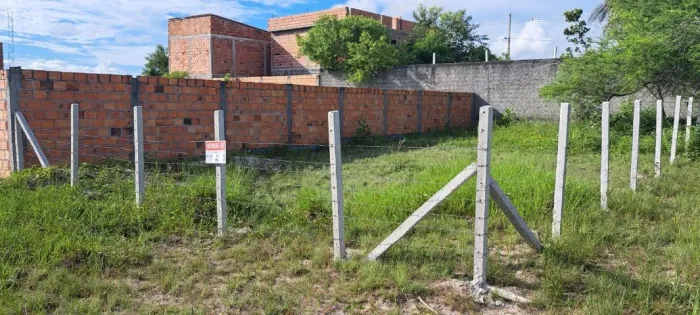 Vende-se terreno em Camaçari-BA, Próximo ao Shopping Boulevard e Atacadão