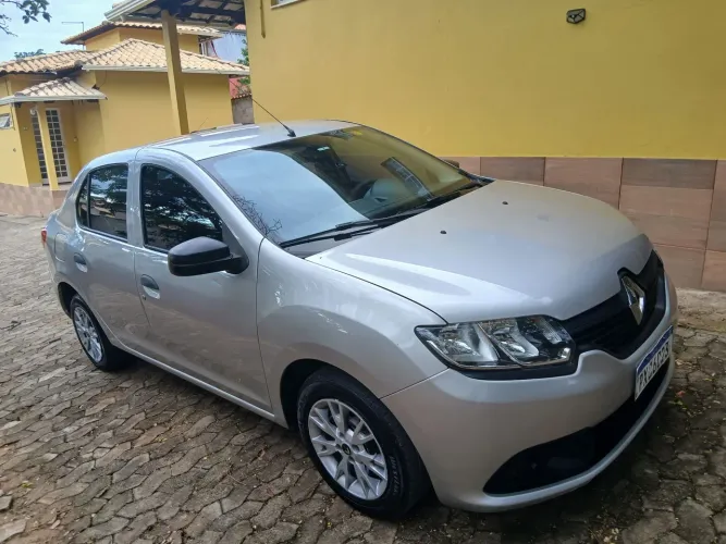 Renault Logan Authentique Hi-flex 1.0 16V 4P 2015