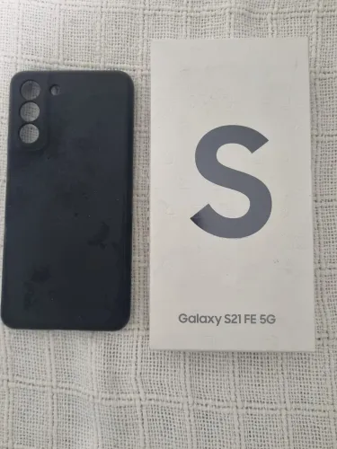 VENDO SMARTPHONE SAMSUNG S21 FE