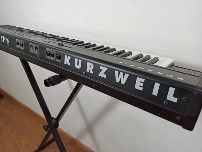 Kurzweil SP76
