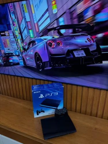 PS3 SUPER SLIM COM CAIXA