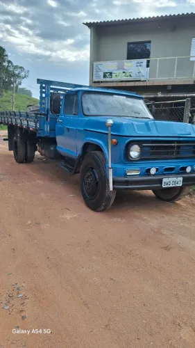 Chevrolet , motor de Mercedes 1113