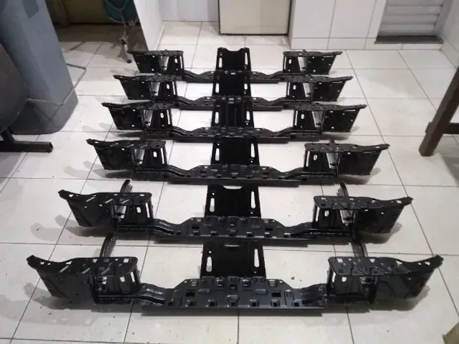 Para-choque (alma) Traseiro Original Novo de Hilux, Reforçado (somente a estrutura)