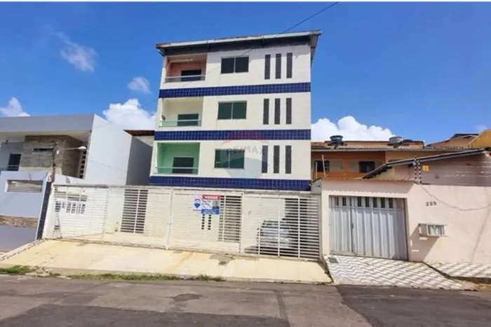OPORTUNIDADE EXECELENTE- PREDIO COMERCIAL À VENDA NO BAIRRO DE FLORES