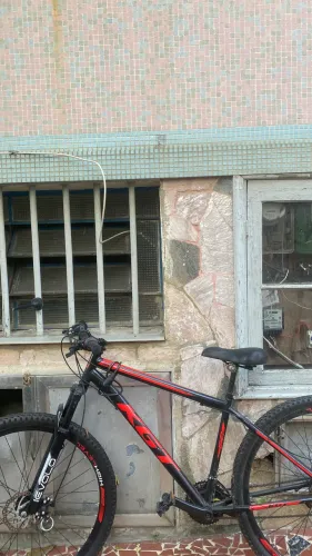 Bike aro 29 em ótimo estado, quase nunca usada