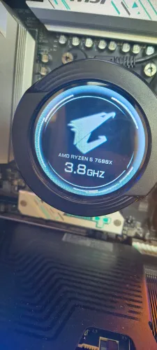 RYZEN 5 7600X